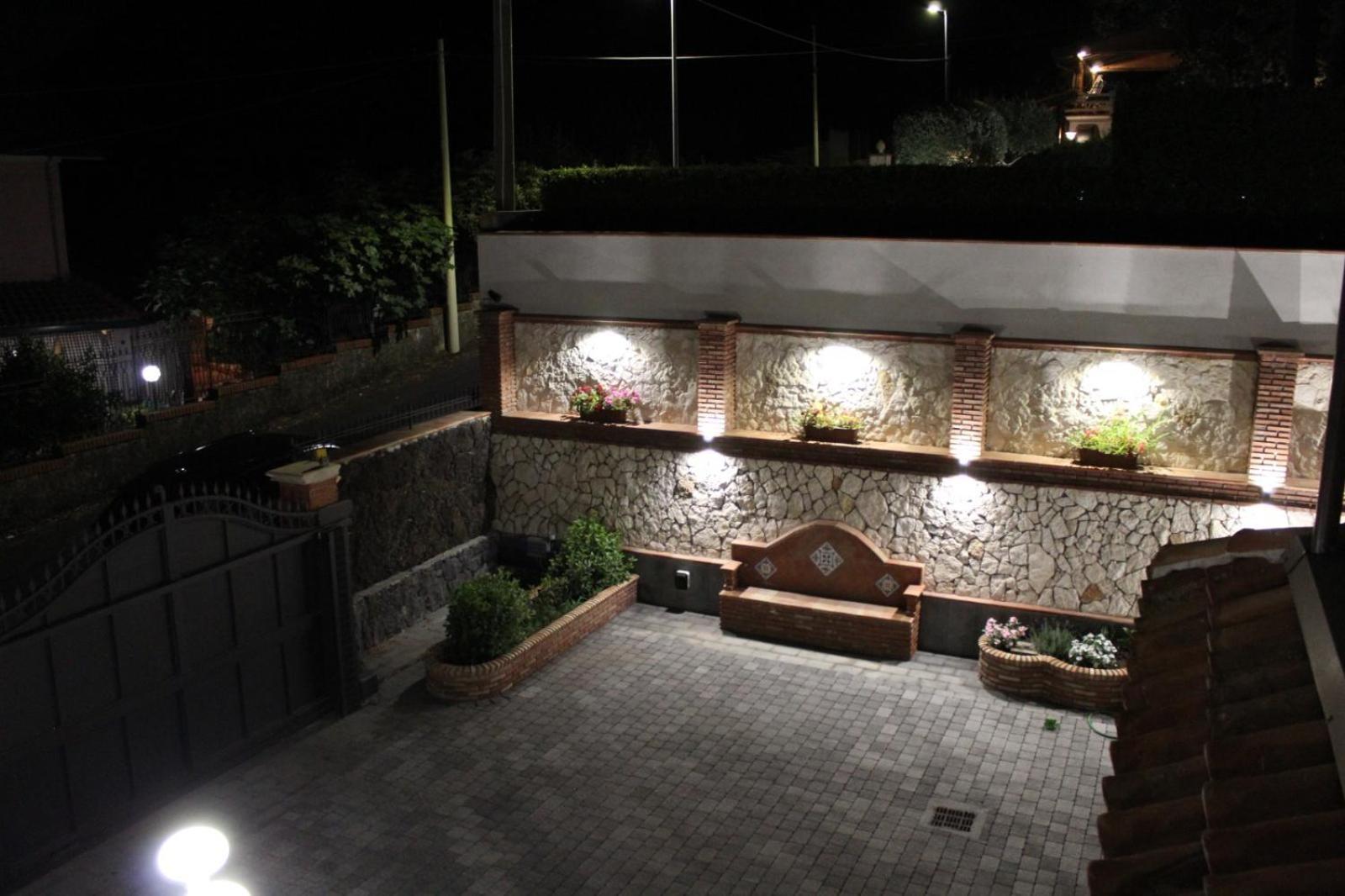 Bedda Mia Etna House B&B เตรคาสตาญิ ภายนอก รูปภาพ