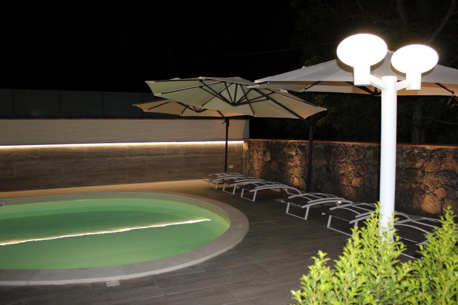 Bedda Mia Etna House B&B เตรคาสตาญิ ภายนอก รูปภาพ